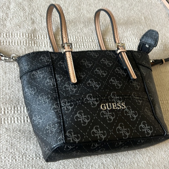 GUESS Delaney Logo Mini Tote - Picture 4 of 16